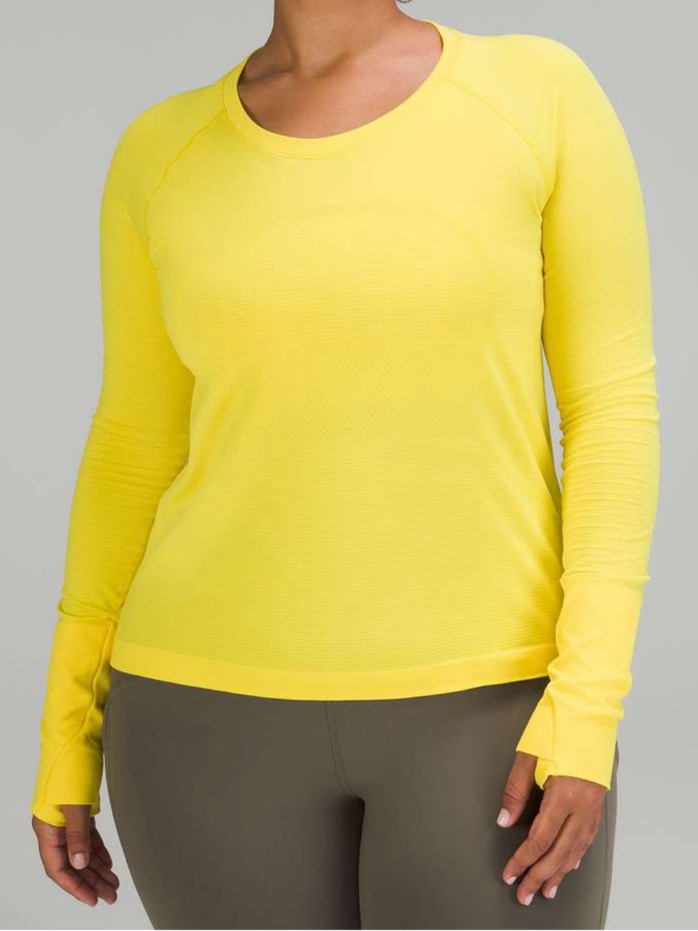 Lululemon Swiftly Tech Long Sleeve Shirt 2.0 Race Length
Sonic Yellow waist crop